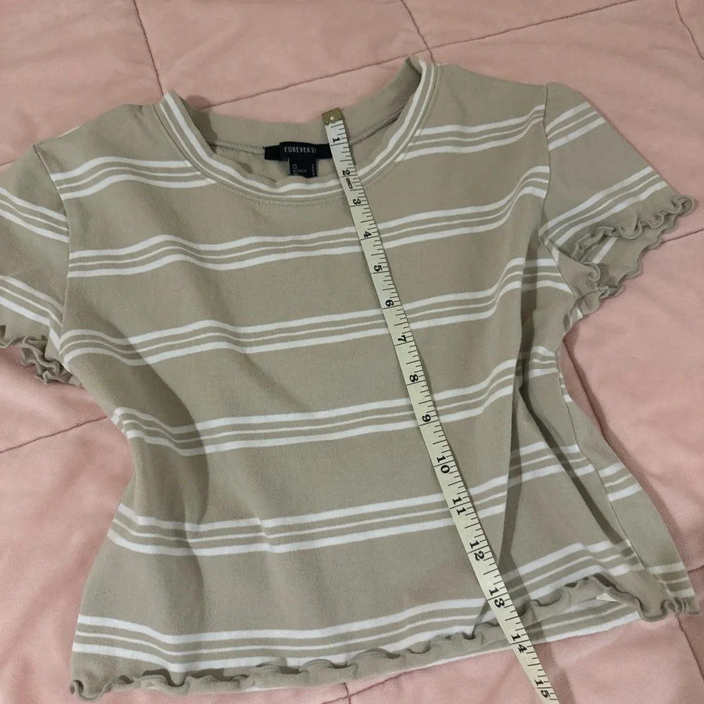 🤍 - Picture 2 of 3